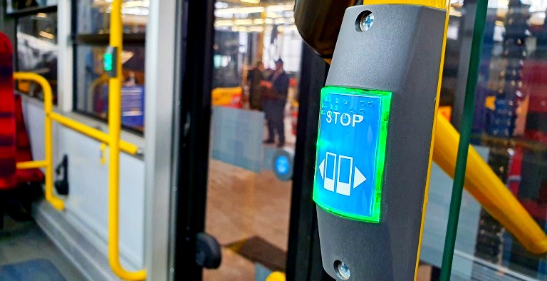 Komunikacja prawie bez obostrzeń