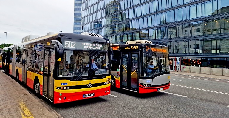 Komunikacja wraca z wakacji